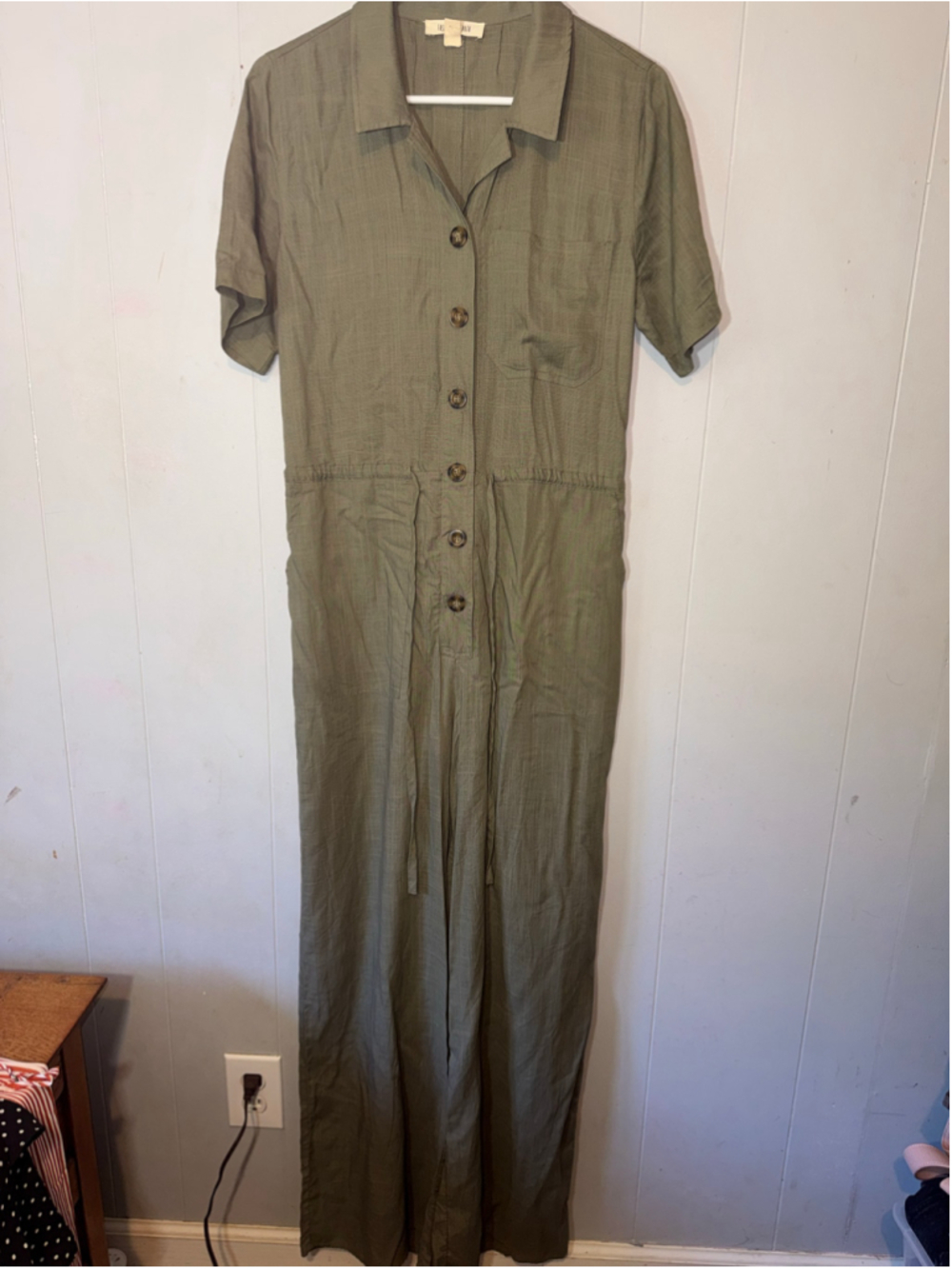 Women's Fashion on Earth Olive Jumpsuit Size M
